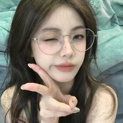 山花依旧笑春风